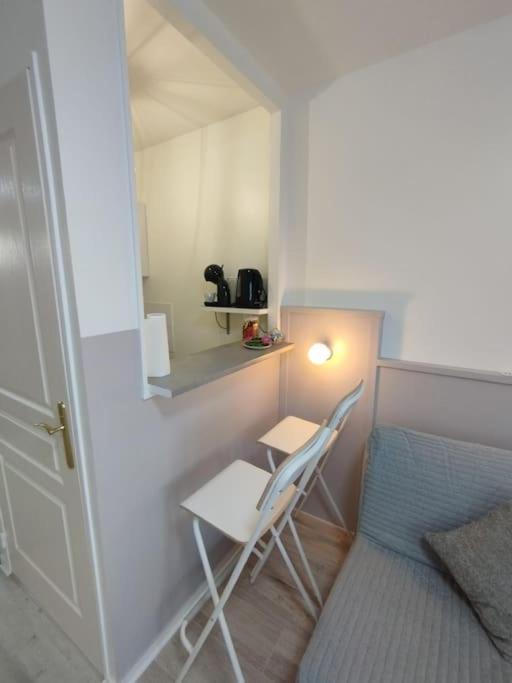 Centre Equipe Wifi, 7minutes A Pieds Gare Avec Rer B , Orlyval * Antony